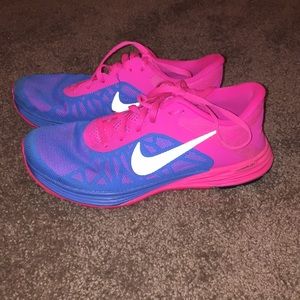 Nike Lunarlon sneakers